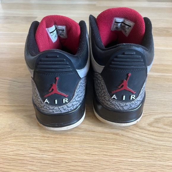 Jordan 3 Retro Stealth 2011 - Size 11 - Picture 4 of 7